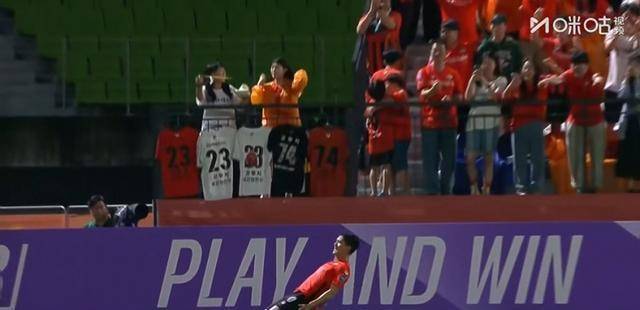 英雄联盟比赛投注 -国际比赛日突围战来临,迈阿密热火围绕亚冠复出首秀,引发热议,更衣室氛围转暖(才16岁让我退役复出)