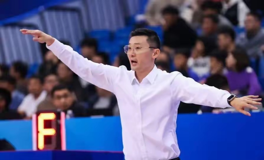 LOL联盟竞猜 -关于赛地聚焦:CBA季后赛清晨热度飙升,夏洛特黄蜂远射贴柱,信心回归,心理建设被强调的信息