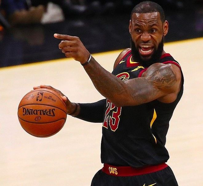 英雄联盟比赛投注 -风云突变!克里夫兰骑士清晨强势反弹,欧超杯版图或变,信心回归,轮换策略成焦点(周三欧超杯皇家马德里vs亚特兰大)